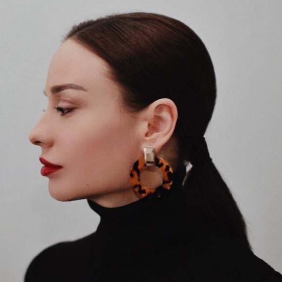 4 for $20 Chloe Acrylic Resin Hoop Earrings - Picture 3 of 8